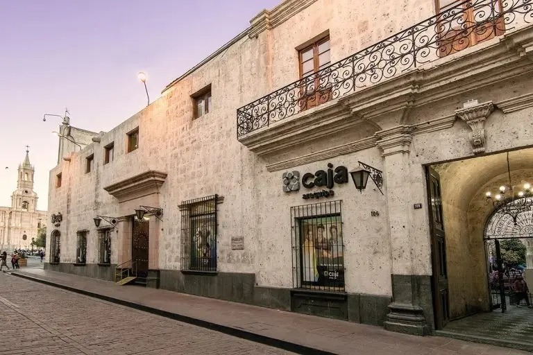 Caja Arequipa alcanza 40 años acompañando el crecimiento de los emprendedores del Perú
